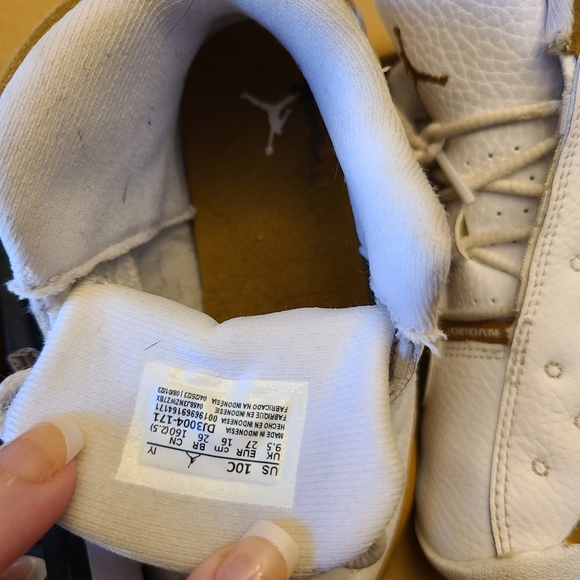 10c Jordan Shoes - Picture 4 of 5